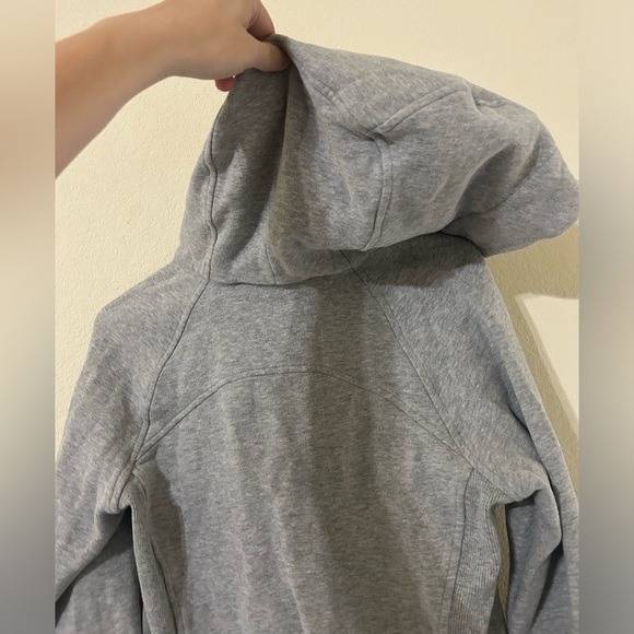 Lululemon Scuba Hoodie Light Cotton Fleece Medium Gray Women’s Size 6 Zip Jacket - Picture 7 of 12